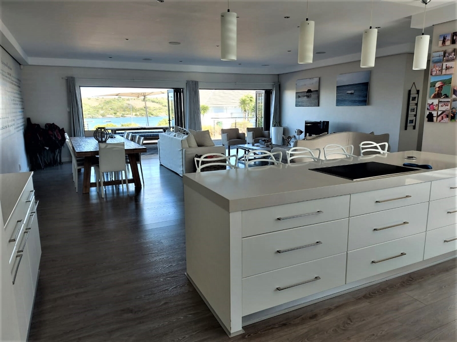 To Let 4 Bedroom Property for Rent in Kromme River Estate Eastern Cape